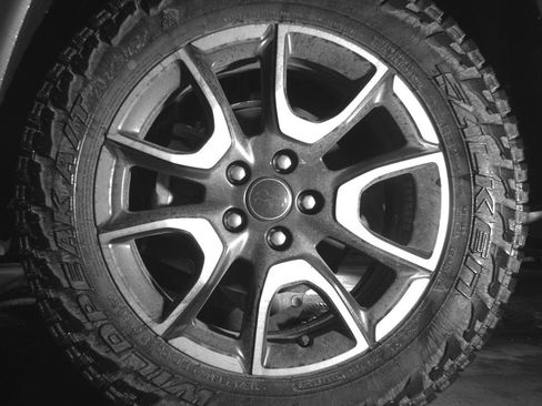 Used 2025 Jeep Compass Trailhawk image 14