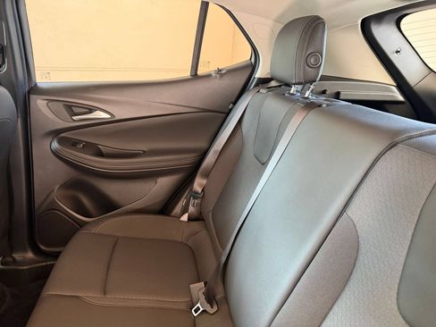 Used 2025 Buick Encore GX Preferred AWD/4WD image 33