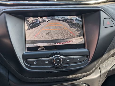 Used 2021 Chevrolet TrailBlazer LS image 23