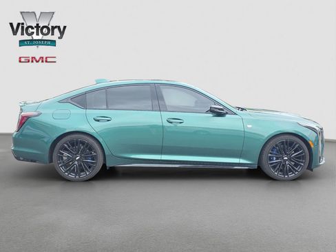 Used 2025 Cadillac CT5 Sport RWD image 19