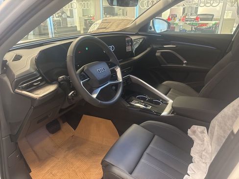 New 2025 Audi Q5 Premium Plus image 7