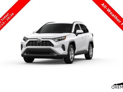 New 2025 Toyota RAV4 XLE