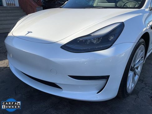 Used 2023 Tesla Model 3 Standard Range image 90