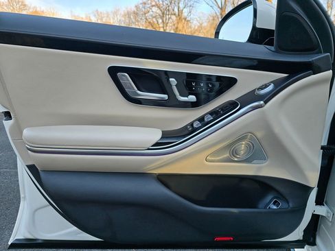 Used 2022 Mercedes-Benz S 500 4MATIC image 26