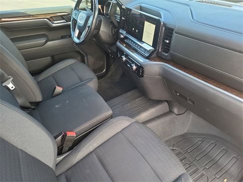 Used 2022 GMC Sierra 1500 Elevation image 21
