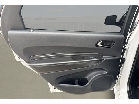 Used 2022 Dodge Durango GT image 27