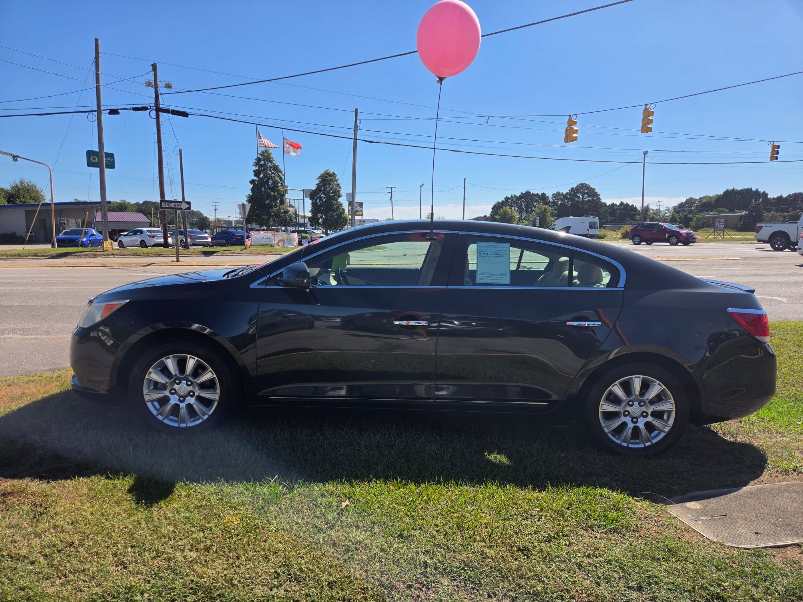 Used 2012 Buick LaCrosse FWD image 6