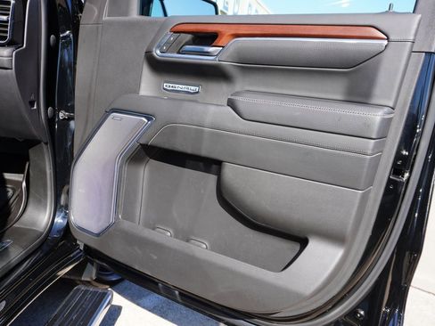 Used 2023 GMC Sierra 1500 Denali w/ Denali Reserve Package image 24