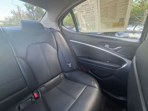 Used 2025 Genesis G70 2.5T AWD/4WD image 36