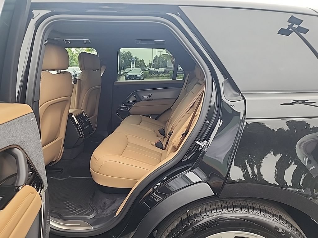 New 2026 Land Rover Range Rover Sport SE AWD/4WD image 10