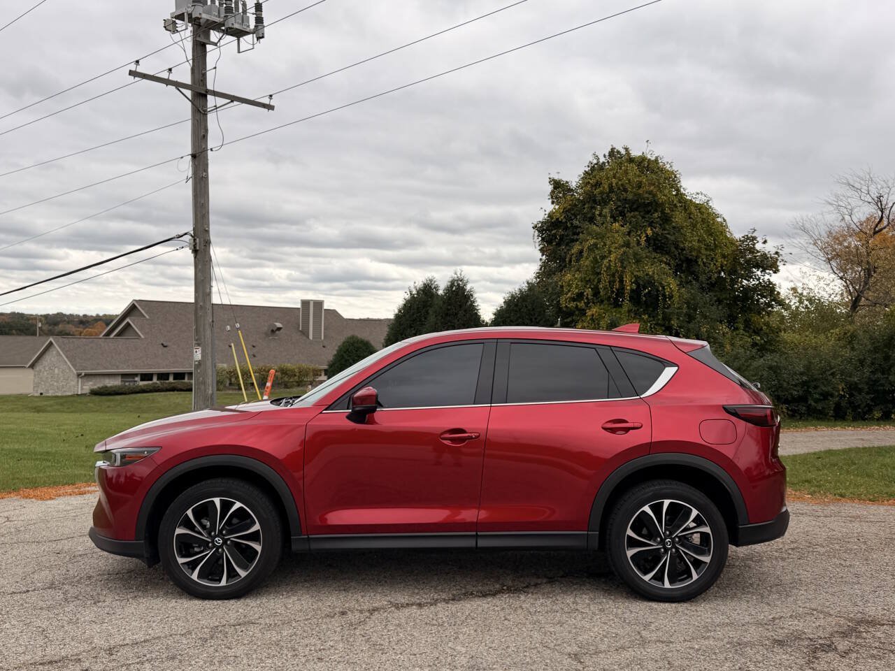 Used 2023 MAZDA CX-5 AWD 2.5 S w/ Premium Package image 2