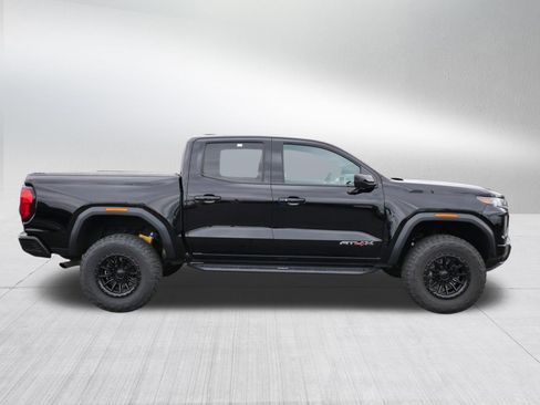 Used 2024 GMC Canyon AT4X AWD/4WD image 8
