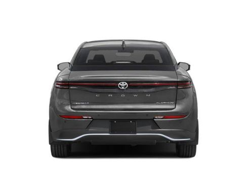 Used 2023 Toyota Crown Platinum AWD/4WD image 5