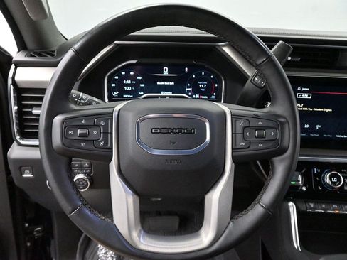 Used 2024 GMC Sierra 3500 Denali w/ Denali Reserve Package AWD/4WD image 15