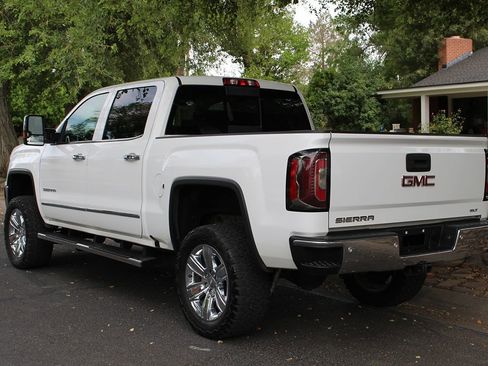 Used 2017 GMC Sierra 1500 SLT image 33