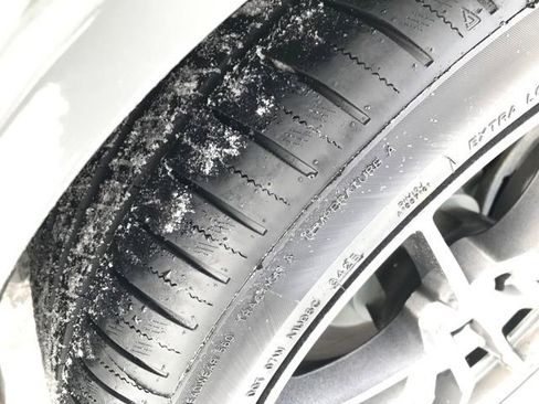 Used 2018 Dodge Challenger R/T Plus image 24