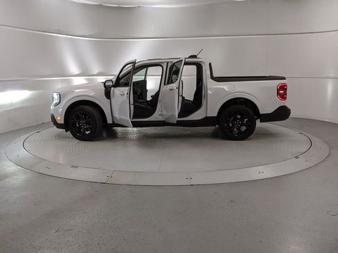 New 2026 Ford Maverick Lariat w/ Black Appearance Package image 11