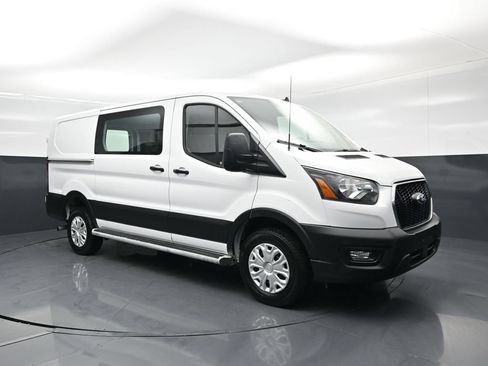Certified 2025 Ford Transit 250 Low Roof w/ Exterior Upgrade Package RWD image 15