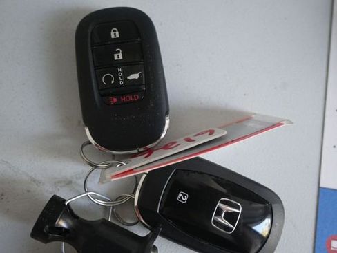 Used 2026 Honda CR-V Sport Touring image 9