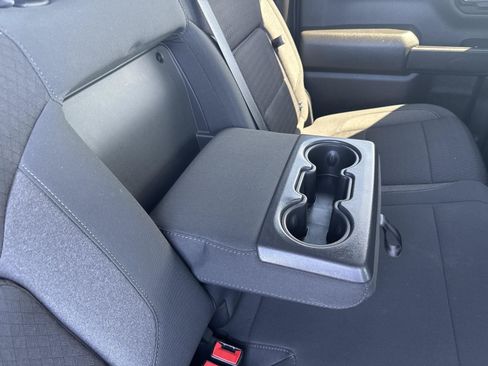 Certified 2021 Chevrolet Silverado 1500 LT AWD/4WD image 8