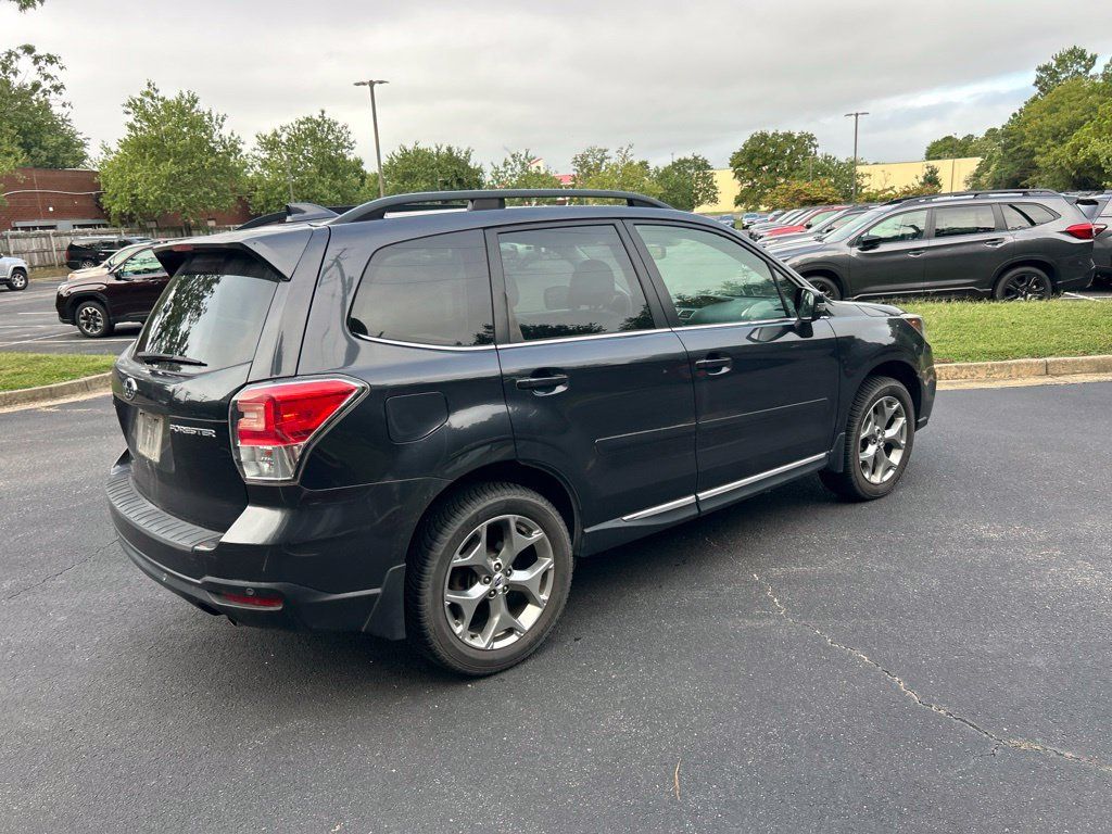 Used 2018 Subaru Forester 2.5i Touring AWD/4WD image 3