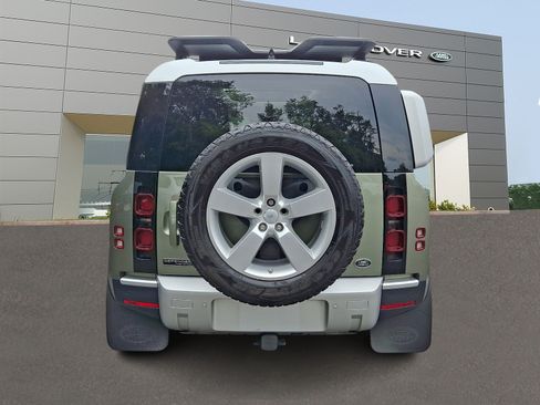 Used 2021 Land Rover Defender 90 First Edition AWD/4WD image 7