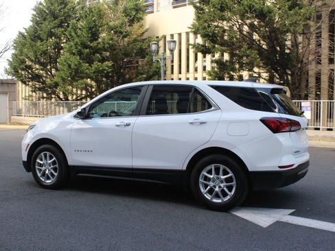 Used 2022 Chevrolet Equinox LT AWD/4WD image 9