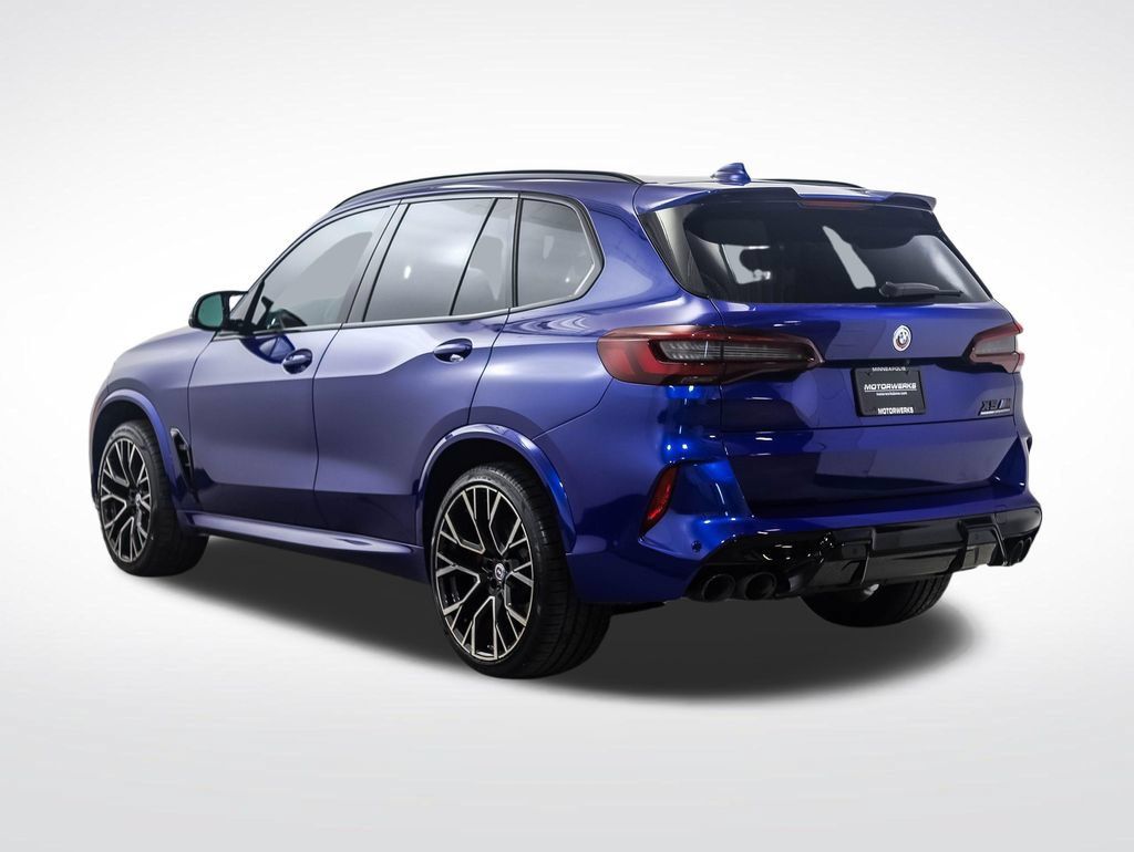 Used 2022 BMW X5 M w/ Competition Package 2 AWD/4WD image 3