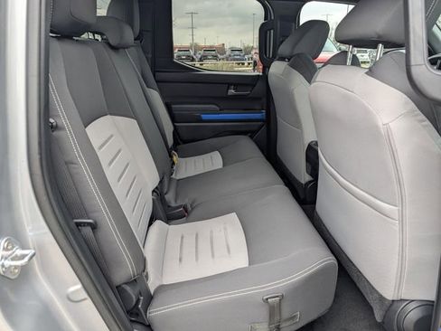 Used 2025 Toyota Tacoma TRD Off-Road image 31