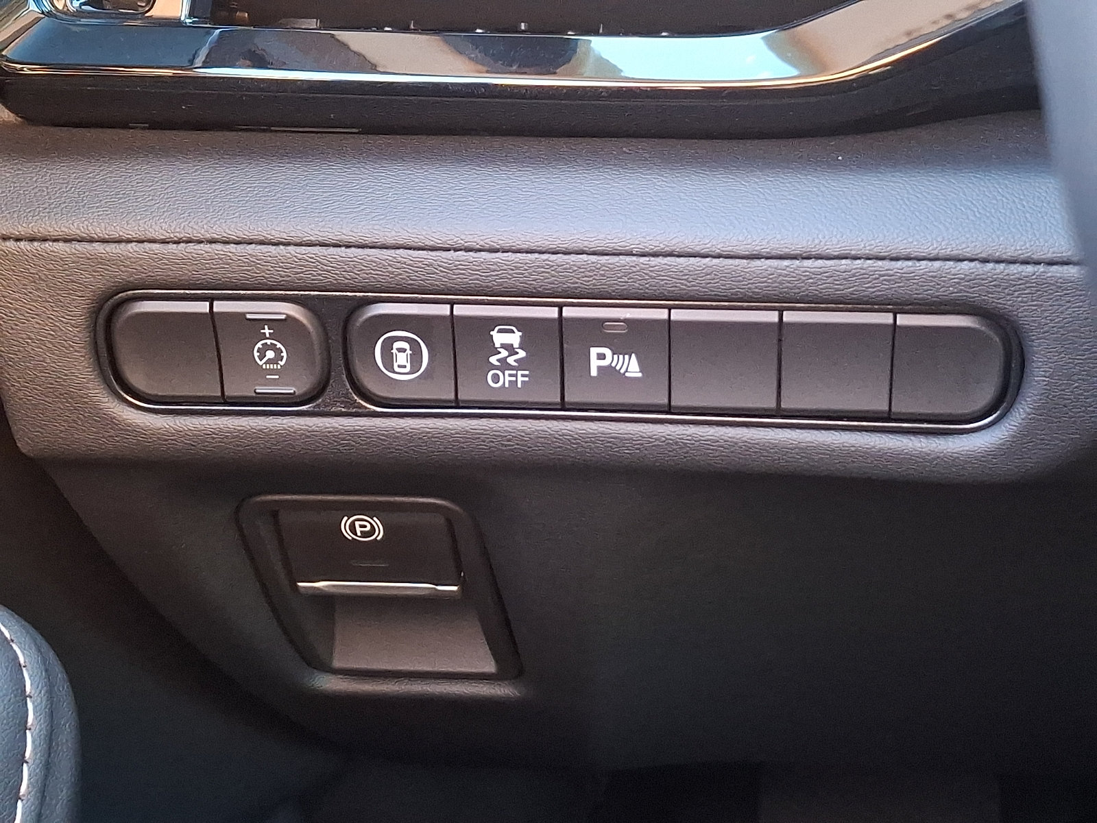 Certified 2026 Acura MDX w/ Technology Package FWD image 26