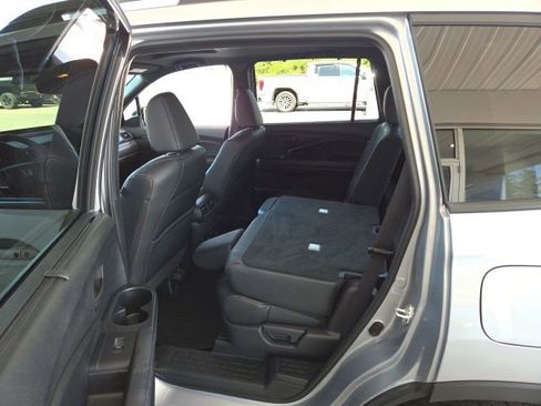 Used 2024 Honda Passport TrailSport image 31