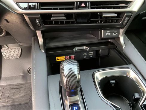 Used 2024 Lexus RX 350 Premium Plus w/ Convenience Package image 32