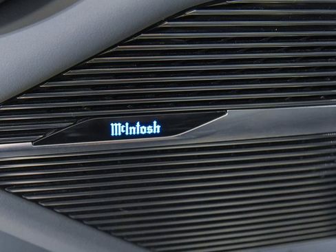 Used 2022 Jeep Grand Wagoneer Series II w/ Convenience Group III image 17