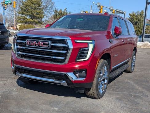 New 2026 GMC Yukon XL Elevation image 3