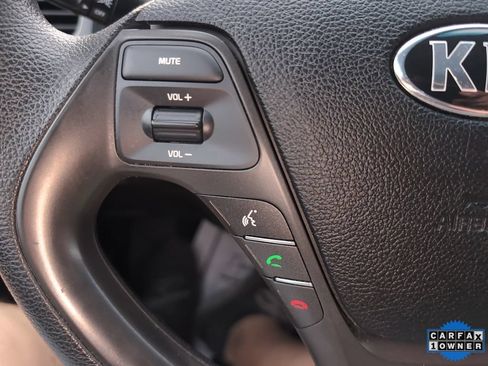 Used 2017 Kia Forte LX FWD image 15