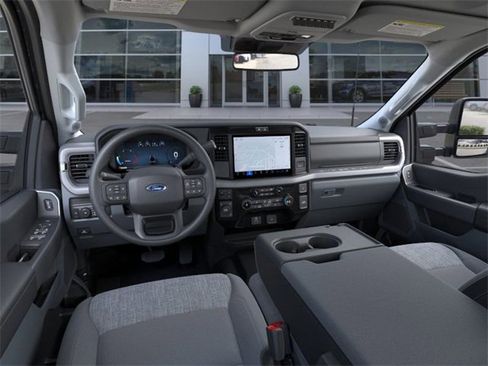 New 2026 Ford F450 XLT w/ XLT Premium Package image 9