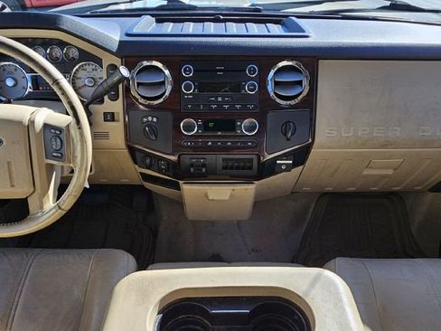 Used 2010 Ford F250 4x4 Crew Cab Super Duty image 12