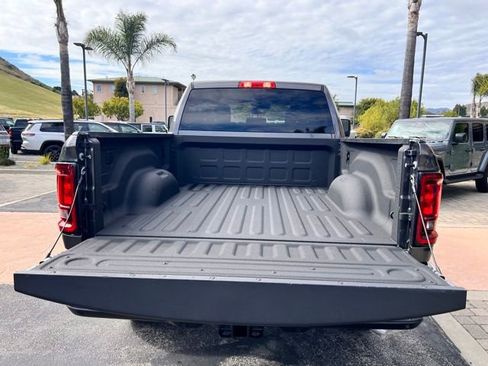Used 2025 RAM 2500 Big Horn AWD/4WD image 13