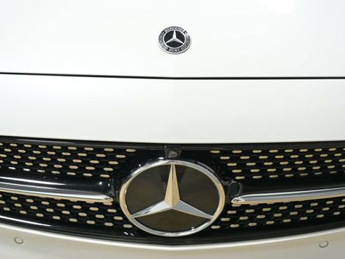 Used 2023 Mercedes-Benz E 450 Cabriolet image 46