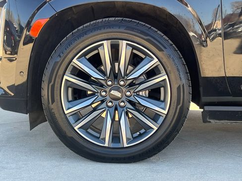 Used 2021 Cadillac Escalade Sport Platinum image 8