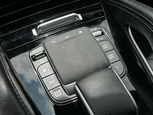 Used 2025 Mercedes-Benz GLS 450 4MATIC image 20