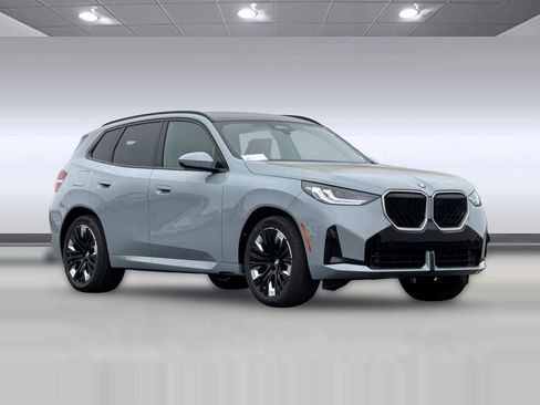 Used 2026 BMW X3 xDrive30i w/ M Sport Package AWD/4WD image 6