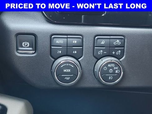 Used 2025 Chevrolet Silverado 1500 ZR2 w/ Technology Package AWD/4WD image 24