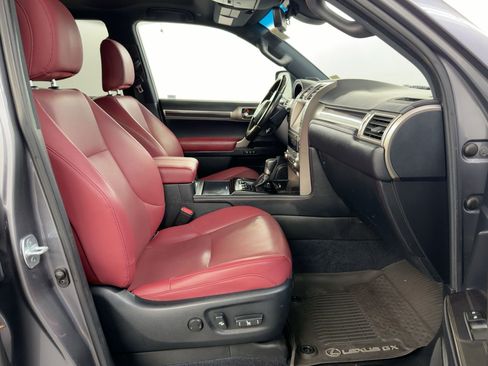 Used 2021 Lexus GX 460 Premium w/ Premium Package image 36