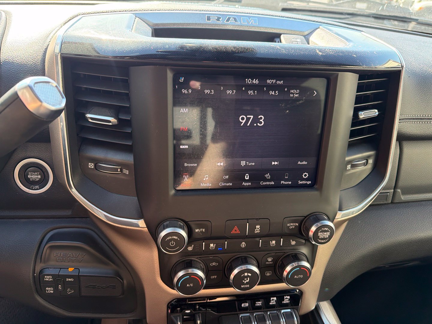Used 2019 RAM 2500 Laramie AWD/4WD image 7