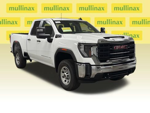 New 2026 GMC Sierra 2500 Pro w/ 1SA Pro Safety Plus Package AWD/4WD image 1