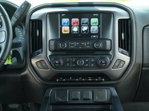 Used 2018 GMC Sierra 1500 SLT w/ All Terrain Package AWD/4WD image 28