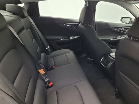Used 2024 Chevrolet Malibu LT image 19