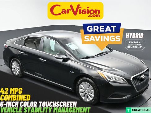 Used 2016 Hyundai Sonata SE image 1