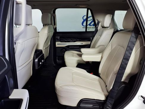 Used 2018 Ford Expedition Platinum image 21